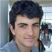 Soy un chico joven que en un futuro quiere ser profesor, por ese motivo estudio Ajuda a la Dependència